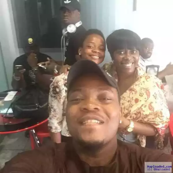 YBNL Boss, Olamide Takes A Selfie With The Agege Bread Seller Turned Model
